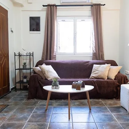 Апартаменты Levanda Syros With Free Parking Эрмуполис