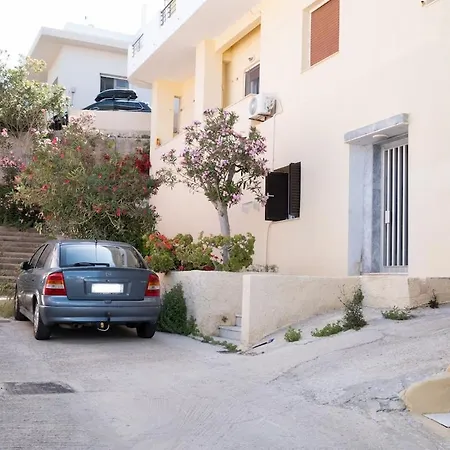 Levanda Syros With Free Parking Апартаменты *